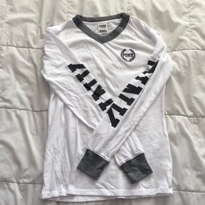 VS PINK cozy long sleeve